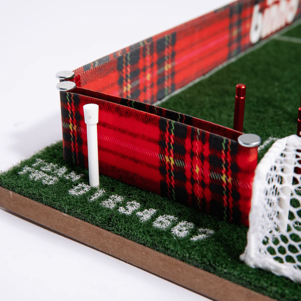 Red Tartan Binho Bands - Image 6